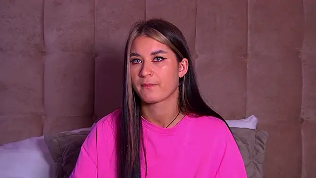 Snapshot of RachelSimpson chatting on 02.03.25 RachelSimpson online show from 02.03.25