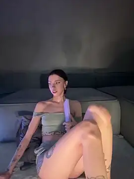 Snapshot of Bastet chatting on 10.31.25 Bastet online show from 10.31.25