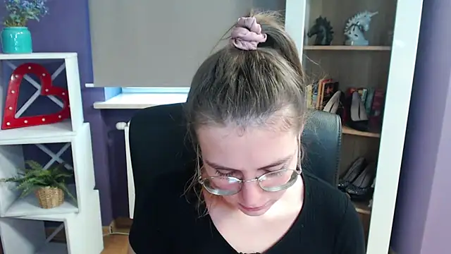 Zoey Erotic online show from 02.21.25