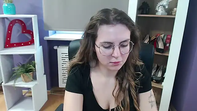 Zoey Erotic online show from 03.05.25