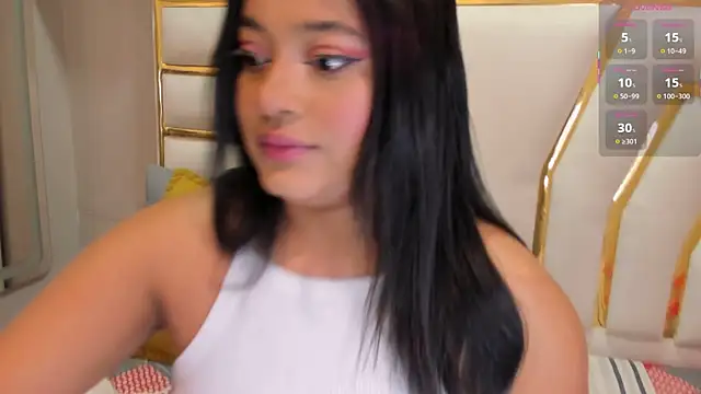 Snapshot of Sariitaa_ chatting on 11.28.25 Sariitaa online show from 11.28.25