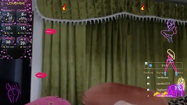 Snapshot of linapalacios chatting on 09.11.25 linapalacios online show from 09.11.25