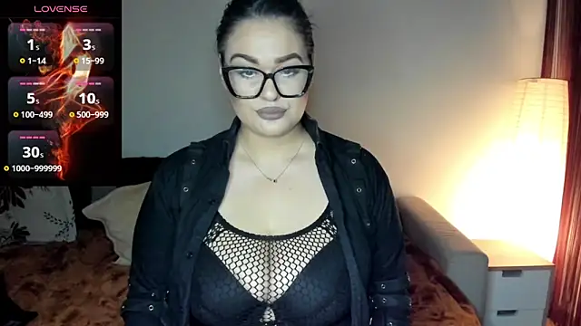 Laura sinner online show from 11.17.25