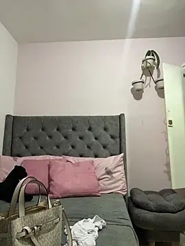 Snapshot of Kataliina chatting on 02.09.25 Kataliina online show from 02.09.25