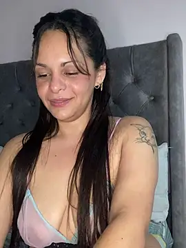 Snapshot of Kataliina chatting on 03.12.25 Kataliina online show from 03.12.25