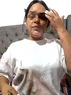 Snapshot of Kataliina chatting on 08.01.26 Kataliina online show from 08.01.26