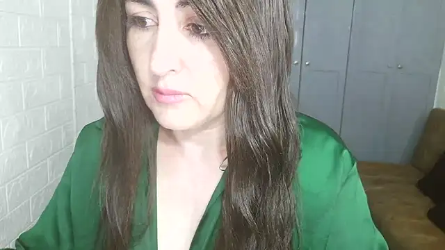 Snapshot of naughty_sarahh chatting on 05.02.26 naughty sarahh online show from 05.02.26