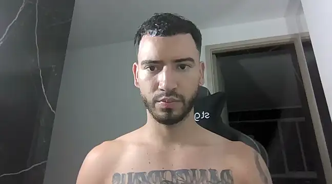 Snapshot of Dangerous-Men chatting on 02.18.25 Dangerous-Men online show from 02.18.25