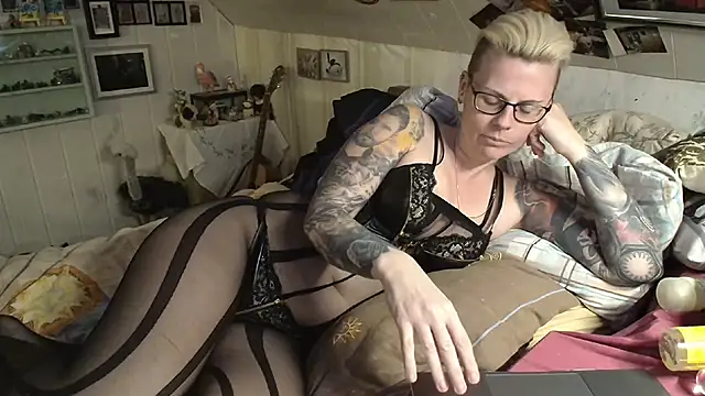 MaryG online show from 02.27.25