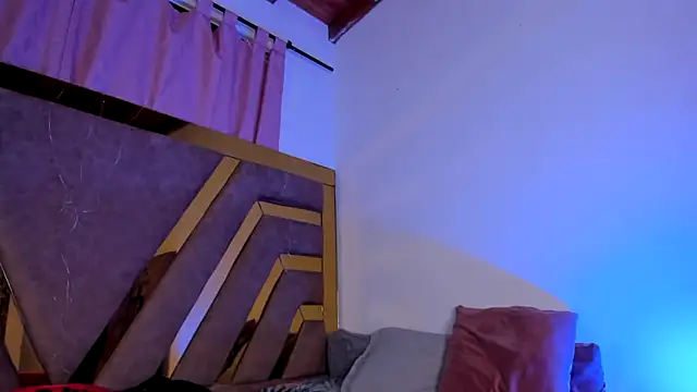 GiselReyes online show from 01.21.25