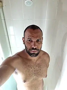 Snapshot of anthonylatynxd chatting on 01.28.25 anthonylatynxd online show from 01.28.25