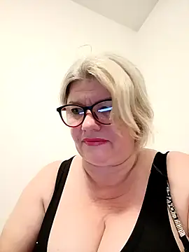 Diana 49 online show from 04.12.26