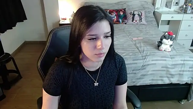 kittykat18x online show from 10.28.25