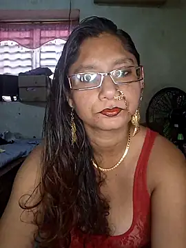 Snapshot of Sivanija_21 chatting on 02.27.25 Sivanija 21 online show from 02.27.25
