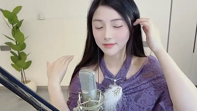 HaagenDazs  online show from 03.12.25