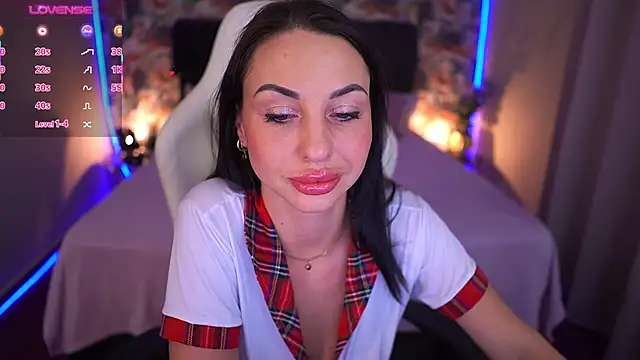 KristiiMax online show from 12.04.25