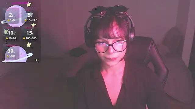 Snapshot of modjo_ chatting on 10.04.25 modjo  online show from 10.04.25