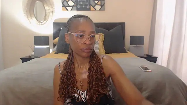 Snapshot of Creamyass22 chatting on 12.07.24 Creamyass22 online show from 12.07.24