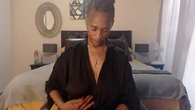 Snapshot of Creamyass22 chatting on 12.13.24 Creamyass22 online show from 12.13.24