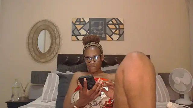 Snapshot of Creamyass22 chatting on 01.29.25 Creamyass22 online show from 01.29.25