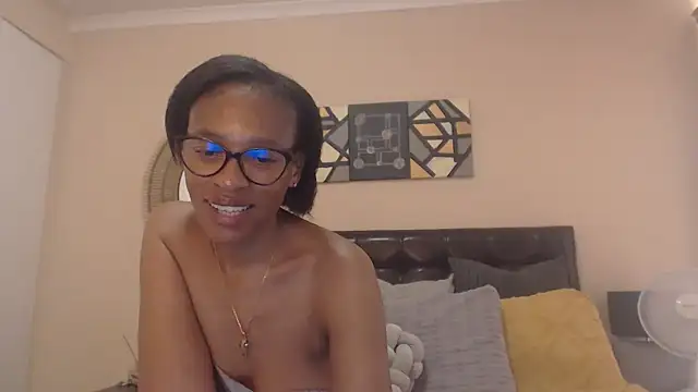 Snapshot of Creamyass22 chatting on 02.25.25 Creamyass22 online show from 02.25.25