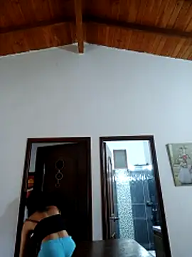 LunaZambrano online show from 04.12.26