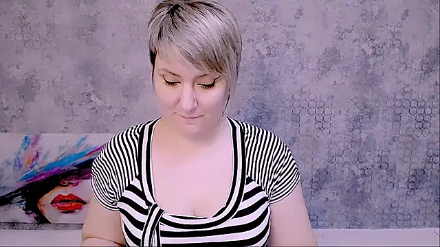 Djullia online show from 02.23.25