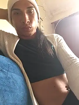 Snapshot of brunettehot77 chatting on 02.01.26 brunettehot77 online show from 02.01.26