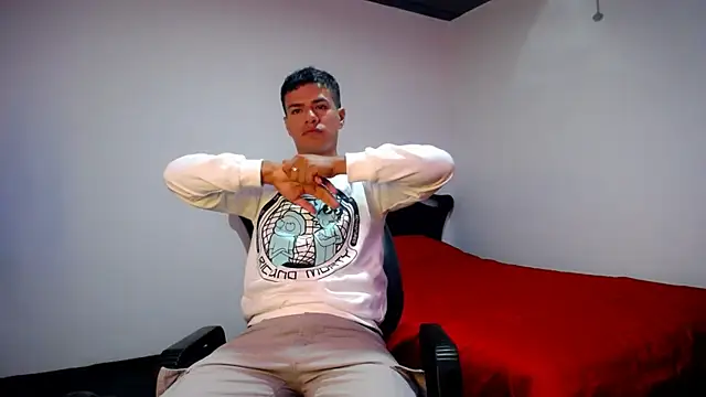 Snapshot of Deiby_casas chatting on 01.01.25 Deiby casas online show from 01.01.25