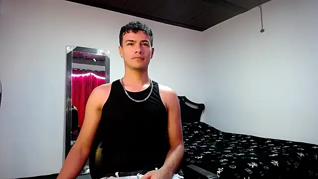 Snapshot of Deiby_casas chatting on 01.28.25 Deiby casas online show from 01.28.25