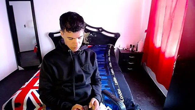 Snapshot of Deiby_casas chatting on 02.27.25 Deiby casas online show from 02.27.25