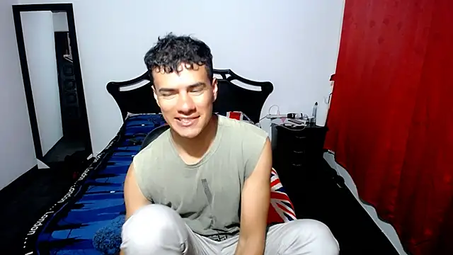 Snapshot of Deiby_casas chatting on 03.23.25 Deiby casas online show from 03.23.25