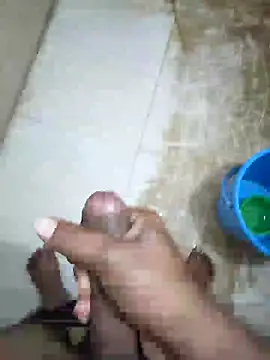 Snapshot of Roxy_Hard chatting on 12.04.24 Roxy Hard online show from 12.04.24