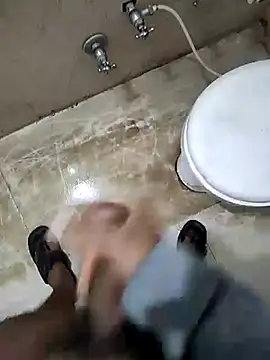 Snapshot of Roxy_Hard chatting on 12.14.24 Roxy Hard online show from 12.14.24