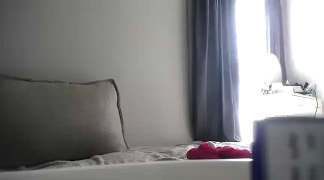 RoyalNerfititi online show from 12.18.24