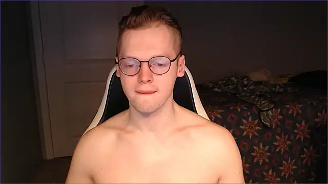 Snapshot of doloresman chatting on 01.08.26 doloresman online show from 01.08.26