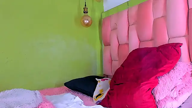 the queen aleja online show from 12.12.24