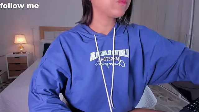 mia hank online show from 02.26.25