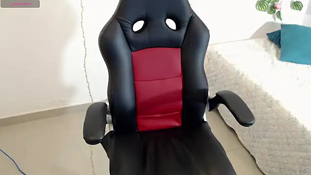 tania sweet   online show from 02.28.25