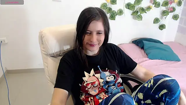 tania sweet   online show from 09.11.25