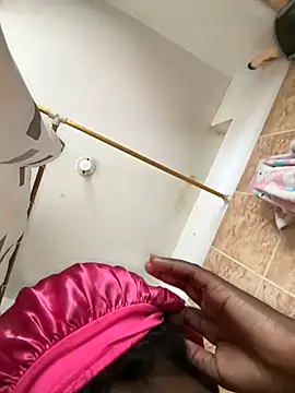 Snapshot of Tayra_Siny chatting on 01.10.26 Tayra Siny online show from 01.10.26