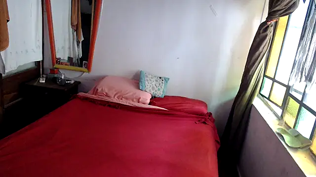 Snapshot of deftoolceles chatting on 11.29.25 deftoolceles online show from 11.29.25