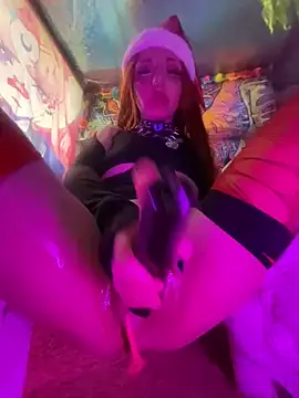 Snapshot of BABYUNICORN chatting on 12.24.24 BABYUNICORN online show from 12.24.24