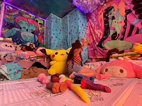 Snapshot of BABYUNICORN chatting on 10.04.25 BABYUNICORN online show from 10.04.25