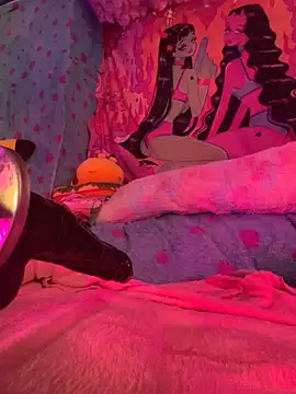 Snapshot of BABYUNICORN chatting on 11.05.25 BABYUNICORN online show from 11.05.25