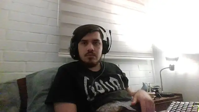 hung weeb online show from 06.08.26