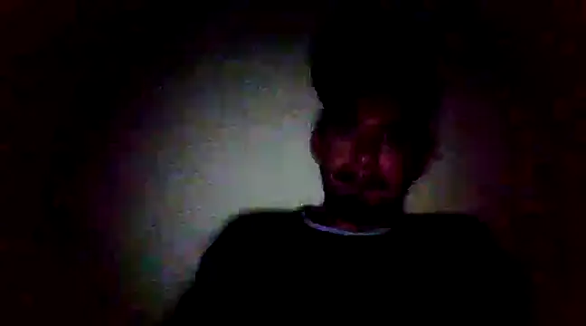 Snapshot of Tomthelong chatting on 02.27.25 Tomthelong online show from 02.27.25