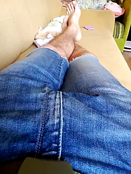 Snapshot of Robertvirt chatting on 07.16.26 Robertvirt online show from 07.16.26