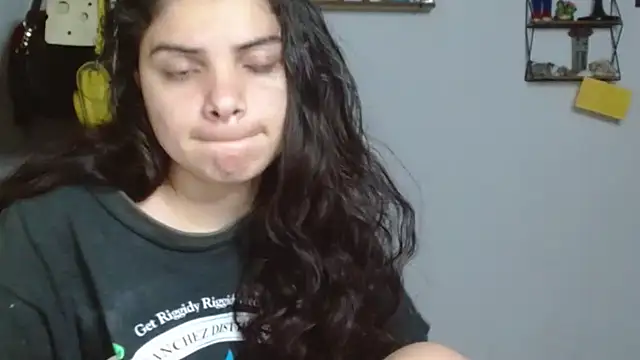 Snapshot of Nikkykora15 chatting on 01.26.25 Nikkykora15 online show from 01.26.25