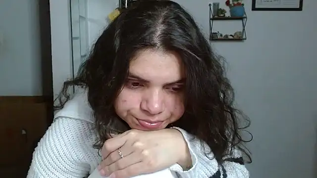 Snapshot of Nikkykora15 chatting on 09.11.25 Nikkykora15 online show from 09.11.25